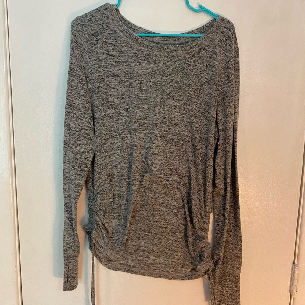 St John’s Bay legs long sleeve grey shirt crew side tie women’s